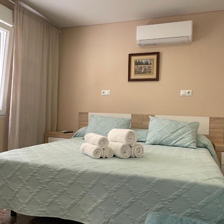 Apartamentos Pelicano Benidorm Exteriér fotografie