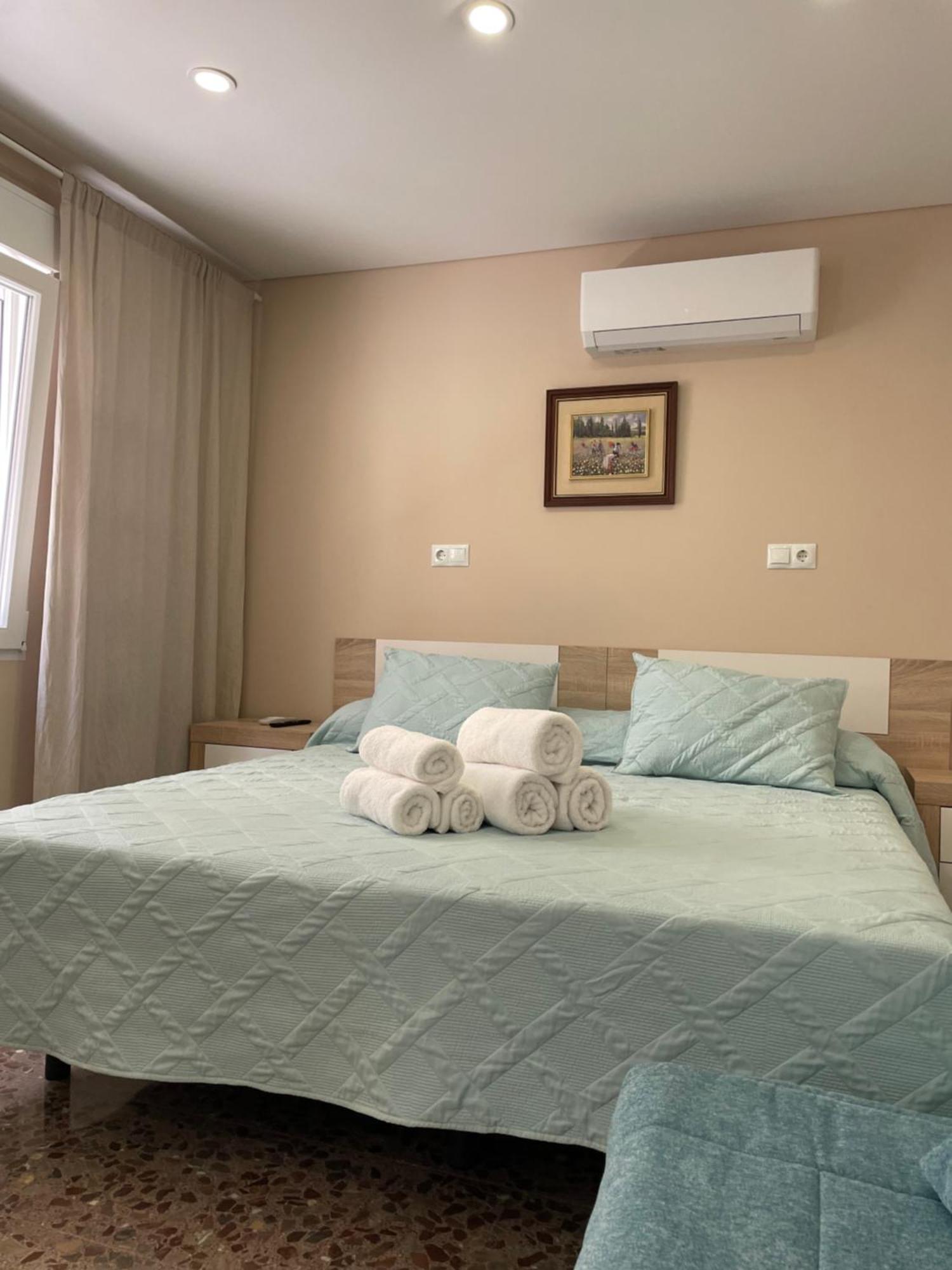 Apartamentos Pelicano Benidorm Exteriér fotografie
